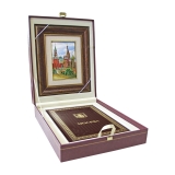 Подарочная книга "Москва" с панно