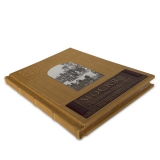 Москва и москвичи в кожаном переплете